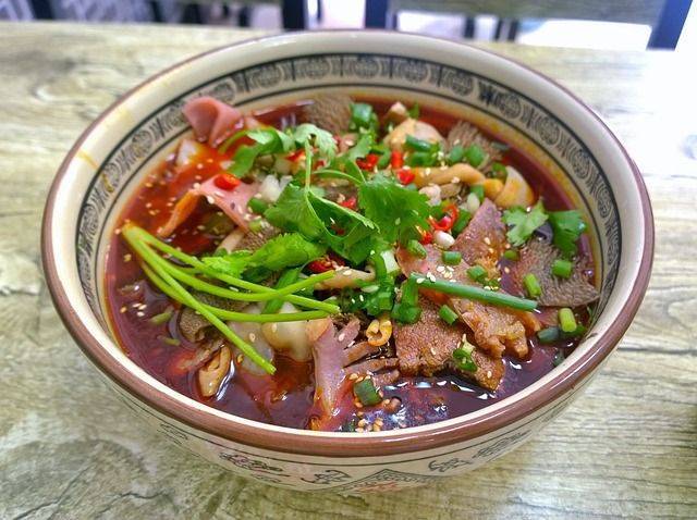 穷：探秘冒菜的独特魅力麻将胡了麻辣鲜香回味无(图2)